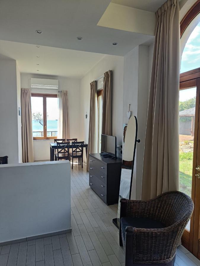 Aparthotel Cala Dei Mori à Livourne Extérieur photo