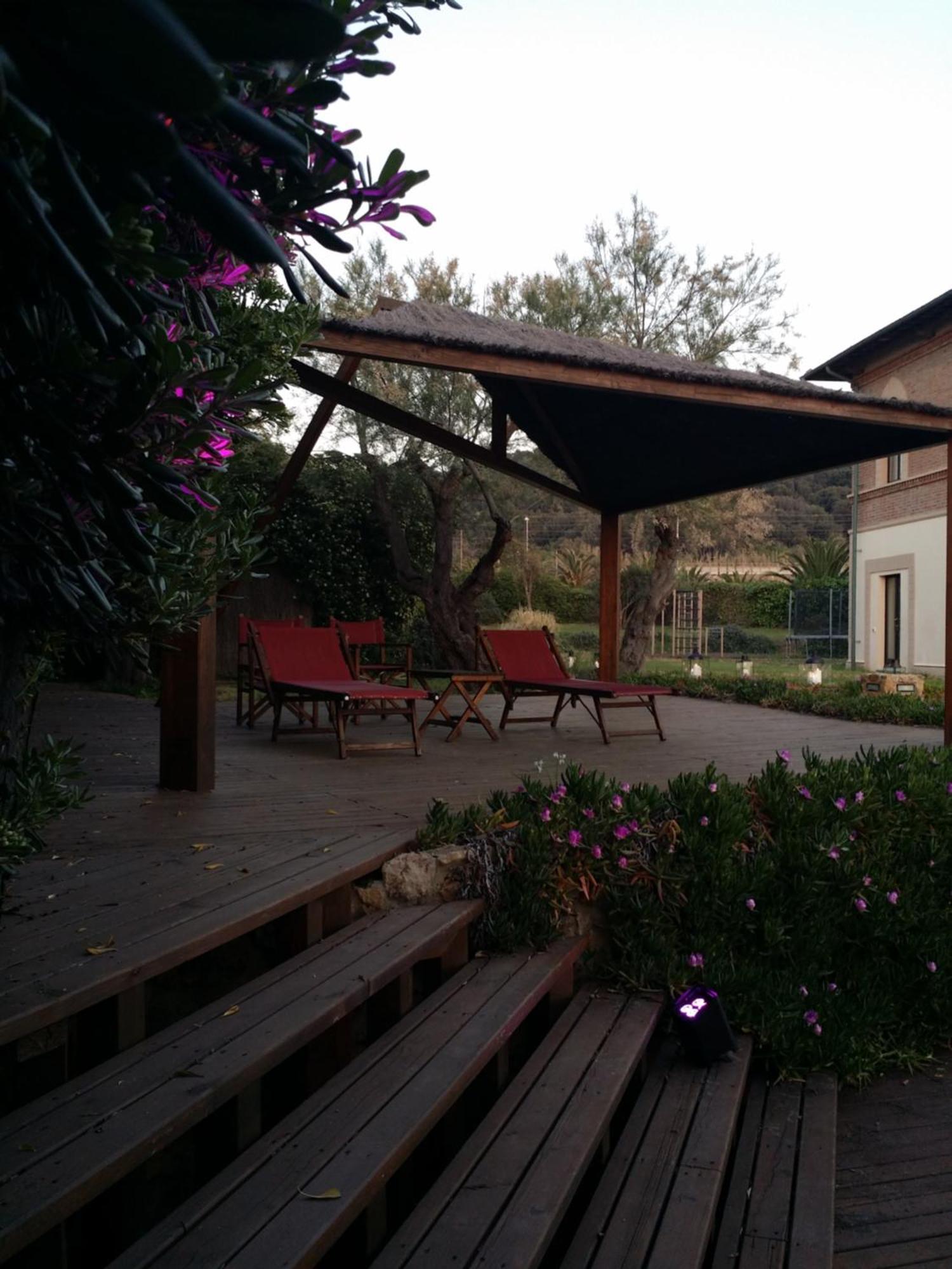 Aparthotel Cala Dei Mori à Livourne Extérieur photo